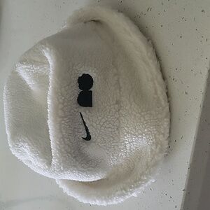 Naomi Osaka Fleece Bucket Hat L/XL. White Color. Very nice and warm for any time
